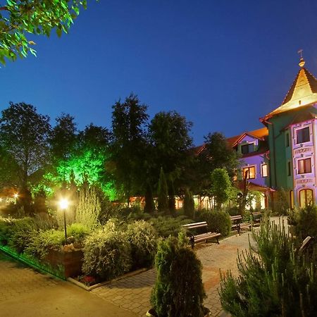 Vinski Dvor Palić Exteriör bild