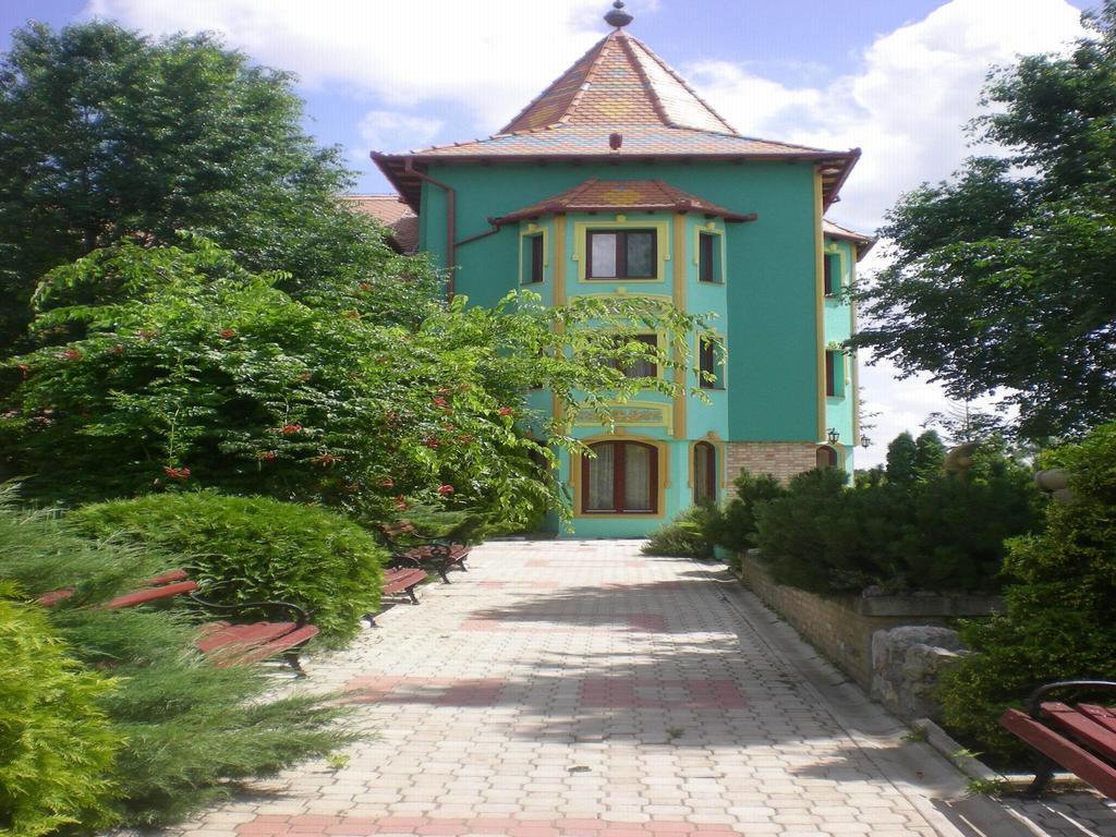 Vinski Dvor Palić Exteriör bild